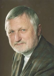 Karl-Martin Dietz, docente, fondatore dell’Istituto Friedrich von Hardenberg für Kulturwissenschaften. Economia della Terra: la nostra Casa Comune.